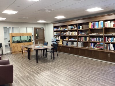 Library2-400x300